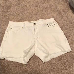 Women’s white jean shorts.